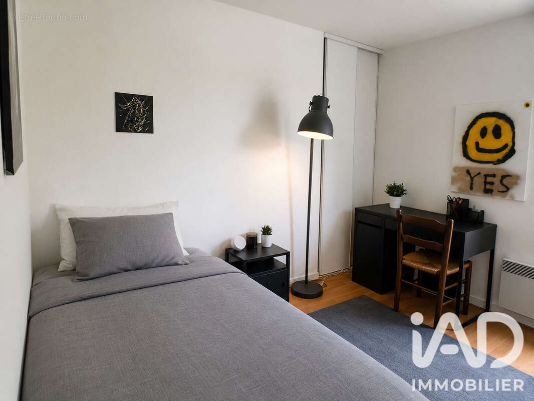 Appartement 78 m² à Lons  - photo 4