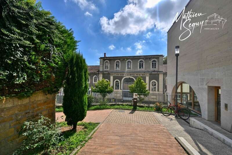 Appartement à CALUIRE-ET-CUIRE