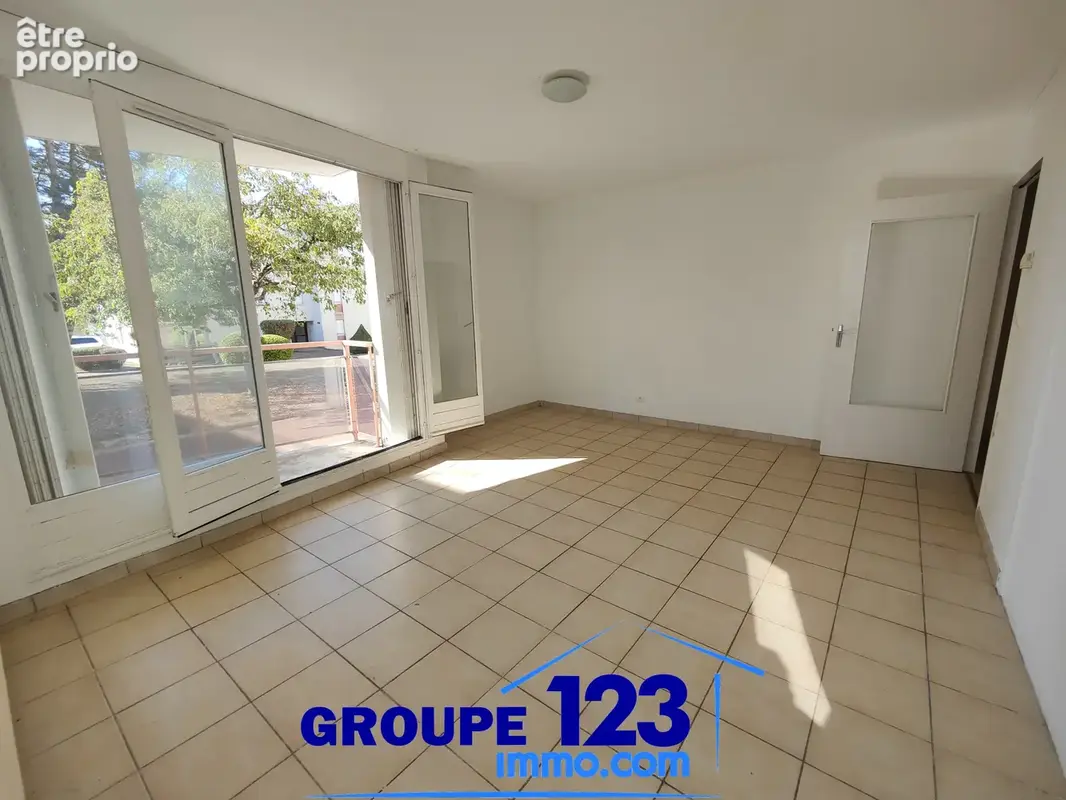 Migennes : un appartement en rez-de-chaussée avec loggia, pour vivre ou investir - photo 3