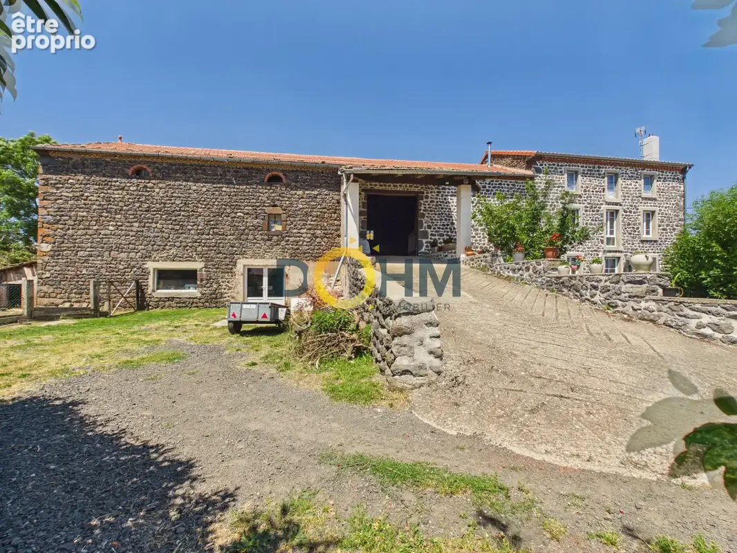 Corps de ferme de caractère avec dépendances et beaux volumes, idéal projet familial   Bains - photo 3
