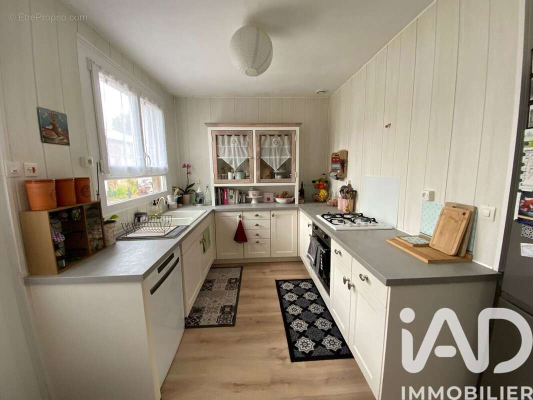 Maison 197 m² à Clave  - photo 3