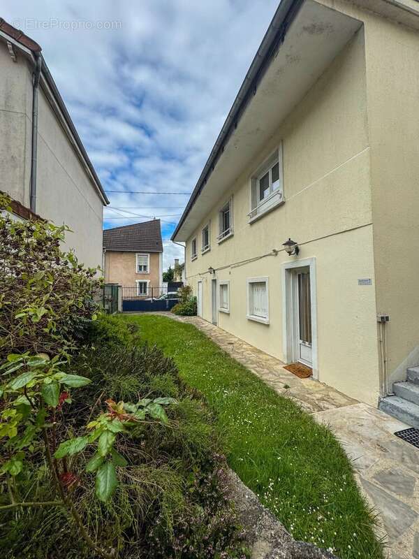 Maison à CLICHY-SOUS-BOIS