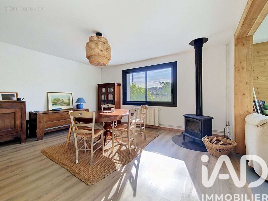 Maison 105 m² à Budos  - photo 2