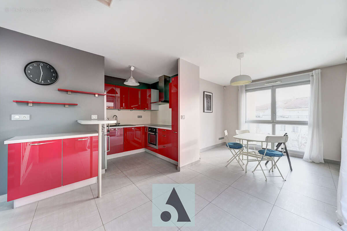 Appartement à LYON-8E