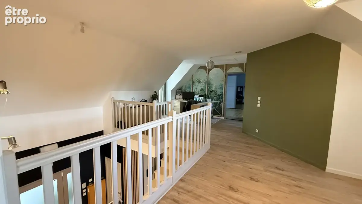 Propriété avec piscine, jardin arboré, garage et studio - photo 10