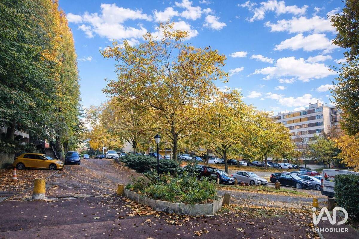 Photo 1 - Appartement à FONTENAY-LE-FLEURY