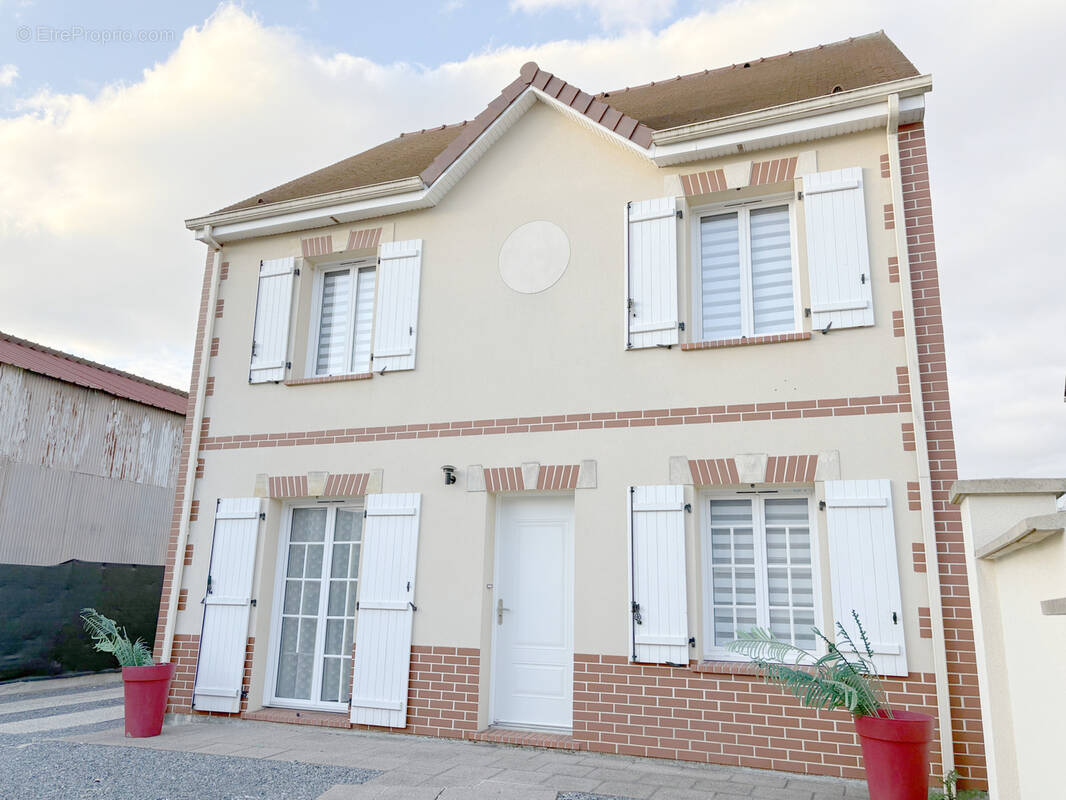 Maison à SAINT-CREPIN-IBOUVILLERS