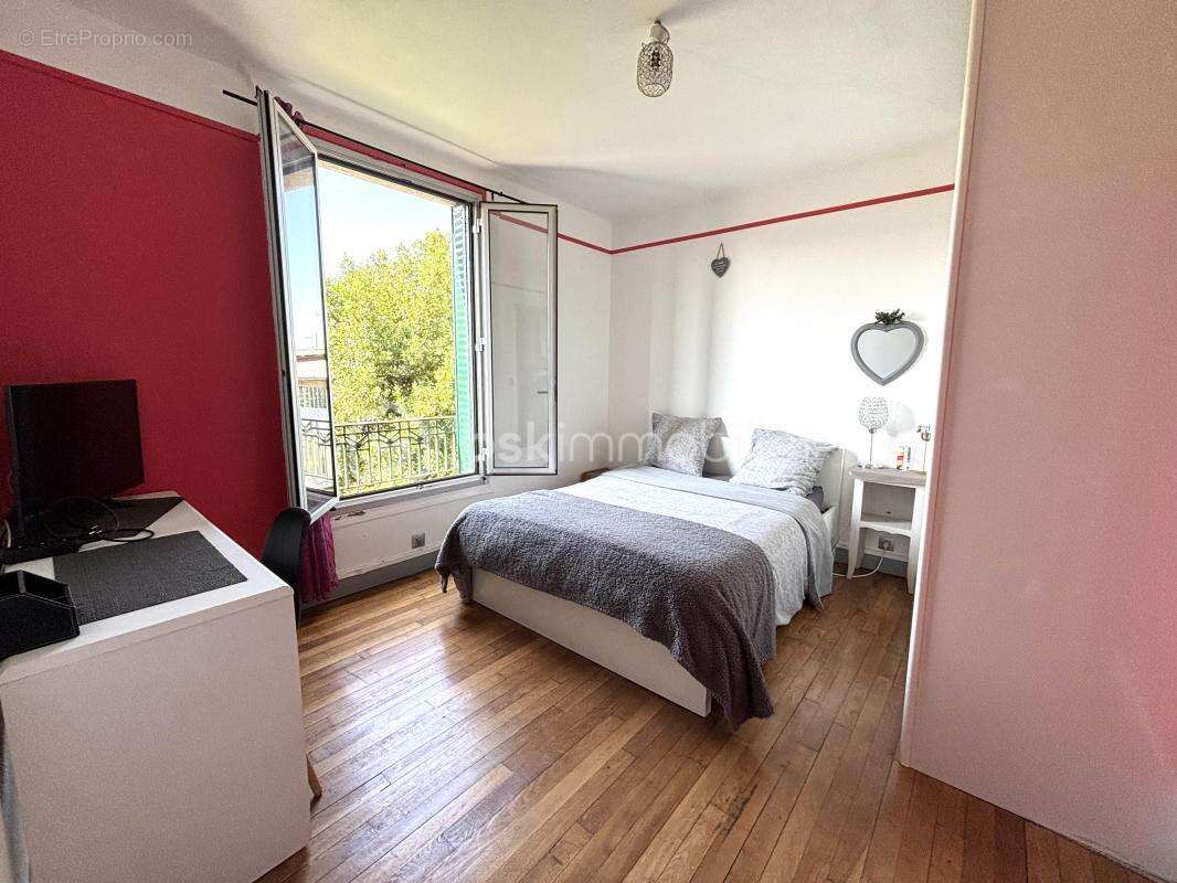 Maison à PARAY-VIEILLE-POSTE