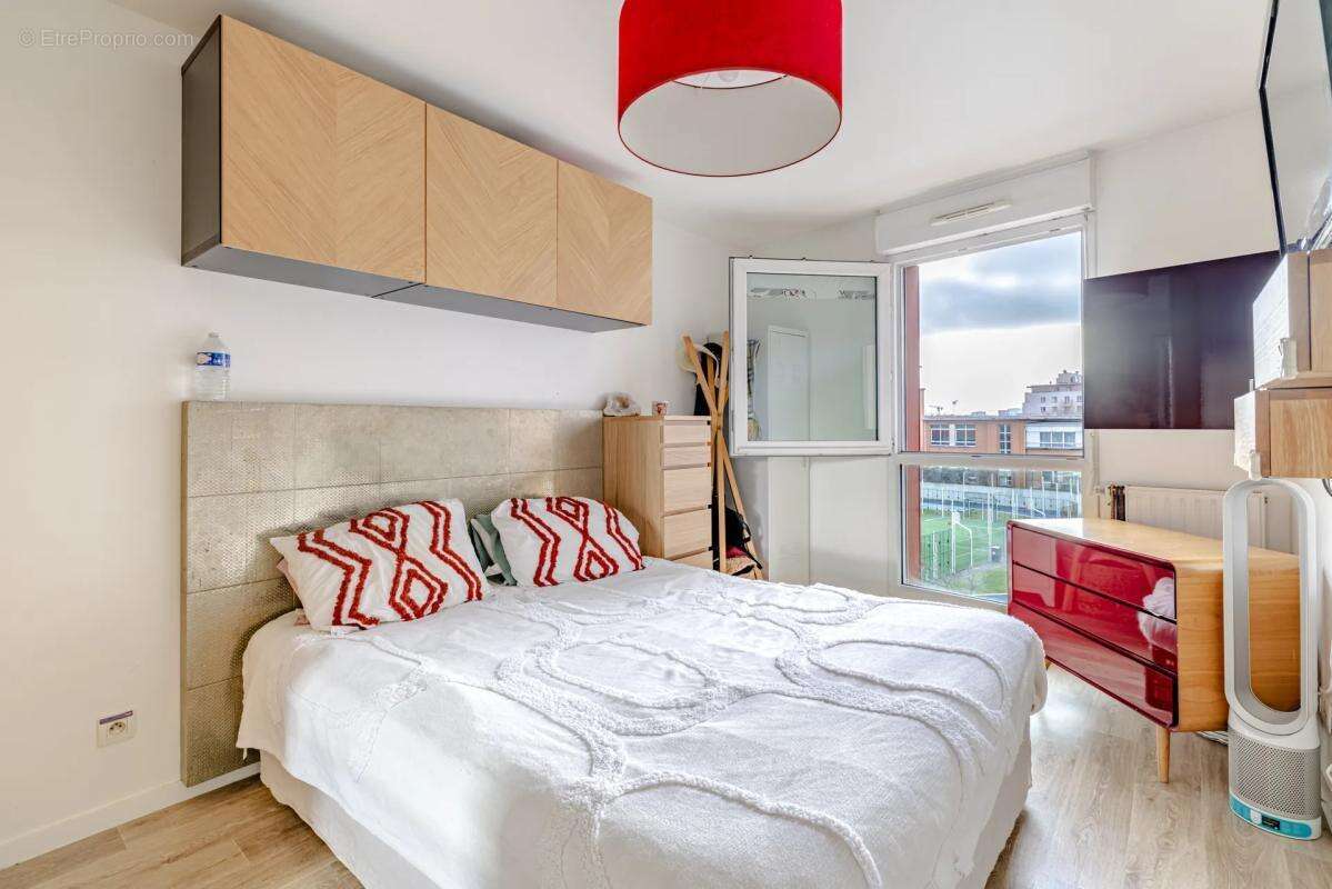 Appartement à GENNEVILLIERS