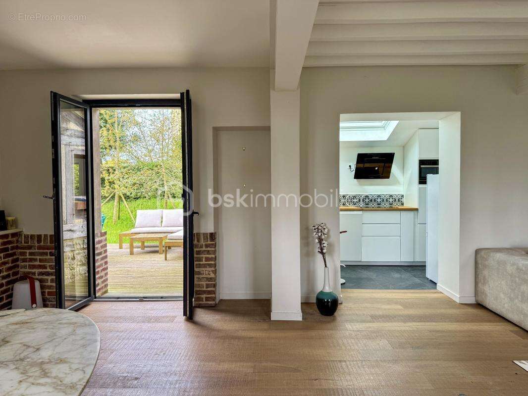 Maison à DOUVILLE-EN-AUGE