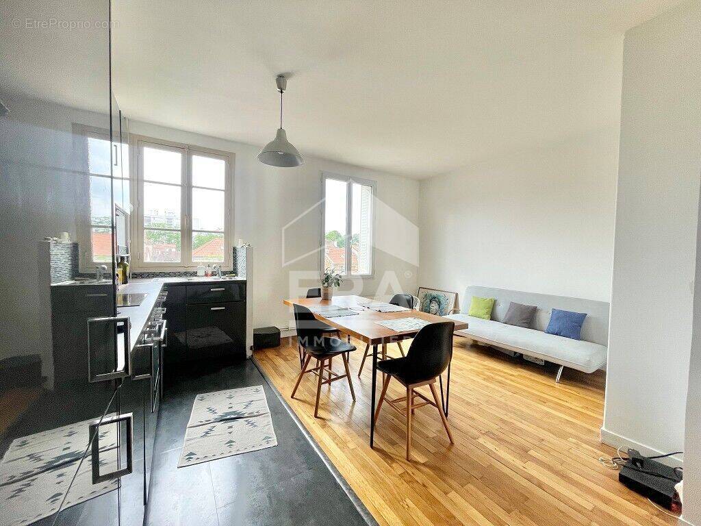 Appartement à MAISONS-ALFORT