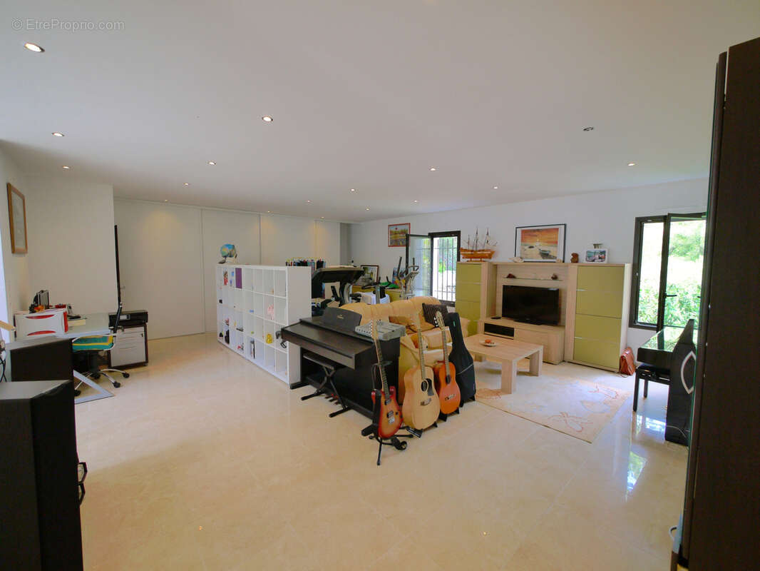 Maison à LA TURBIE