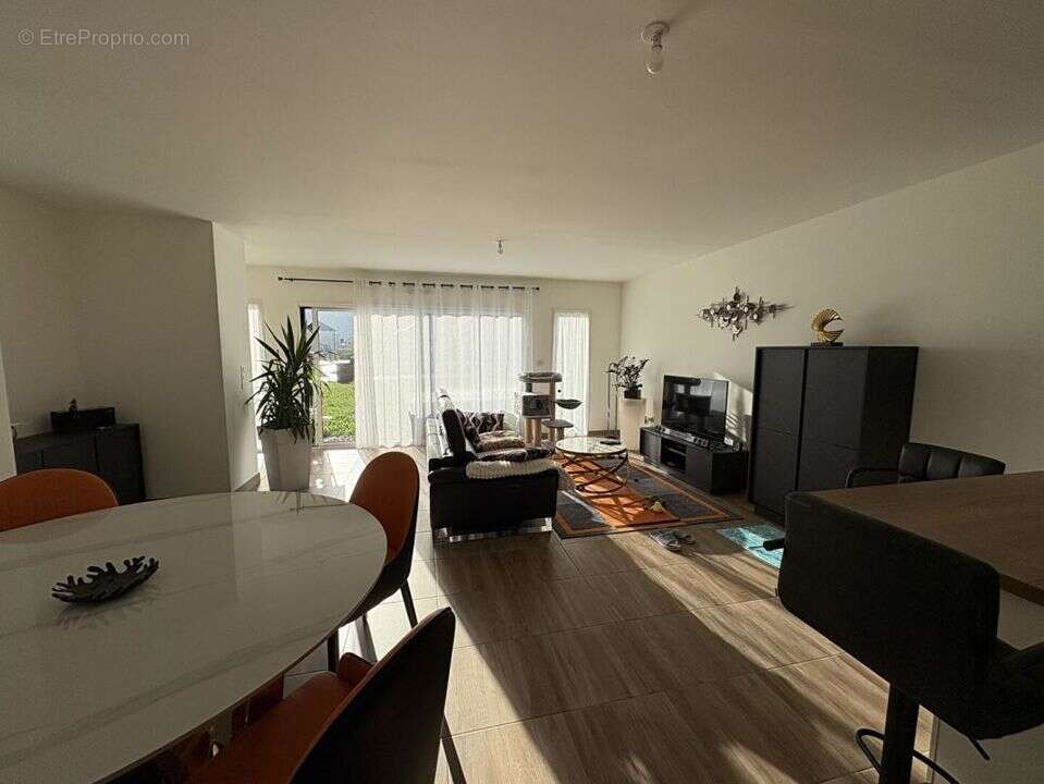 Maison à BLAINVILLE-SUR-ORNE