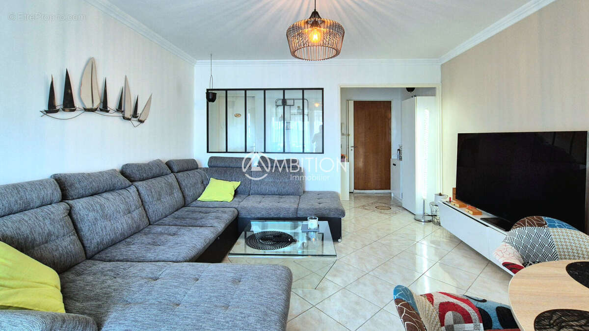 Appartement à FREJUS