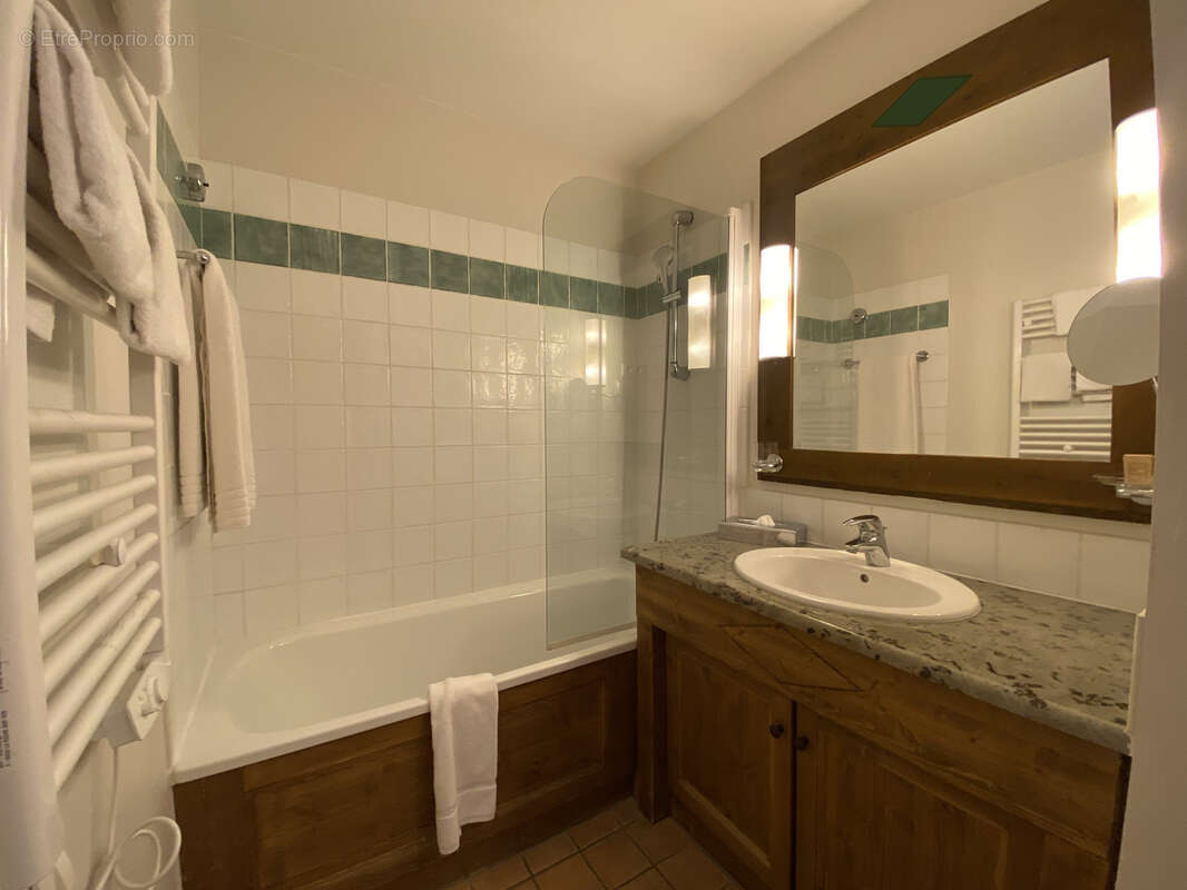 Appartement à LES CHAPELLES