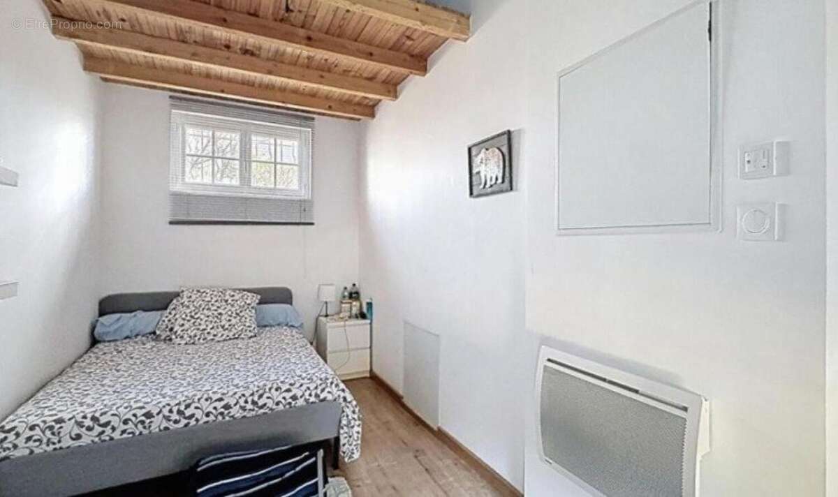 Maison 90 m² à Rians  - photo 4
