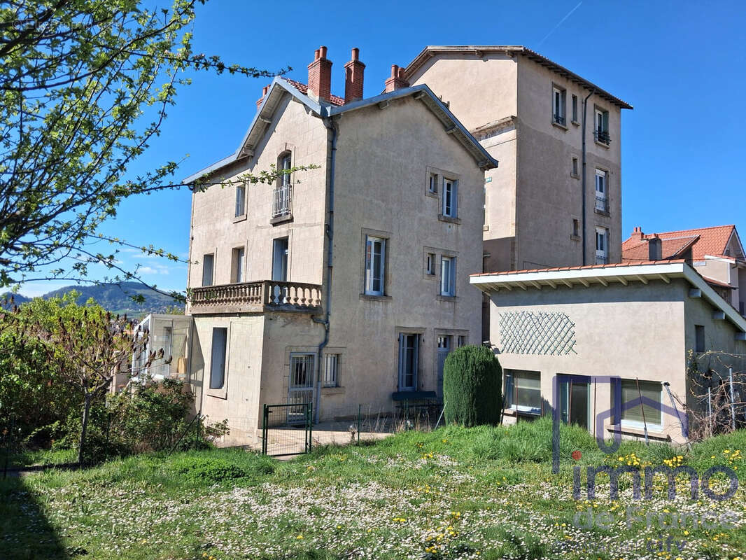Maison 187 m² à Le Puy-En-Velay  - photo 2