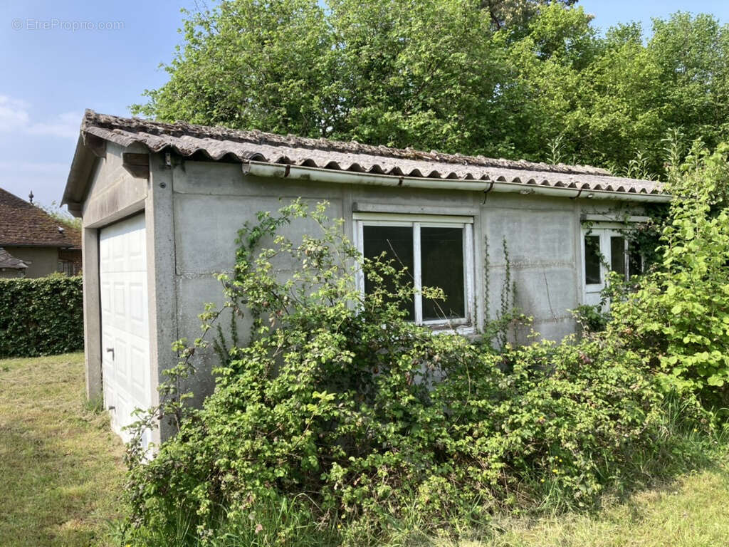 Maison à AUBIGNY-SUR-NERE