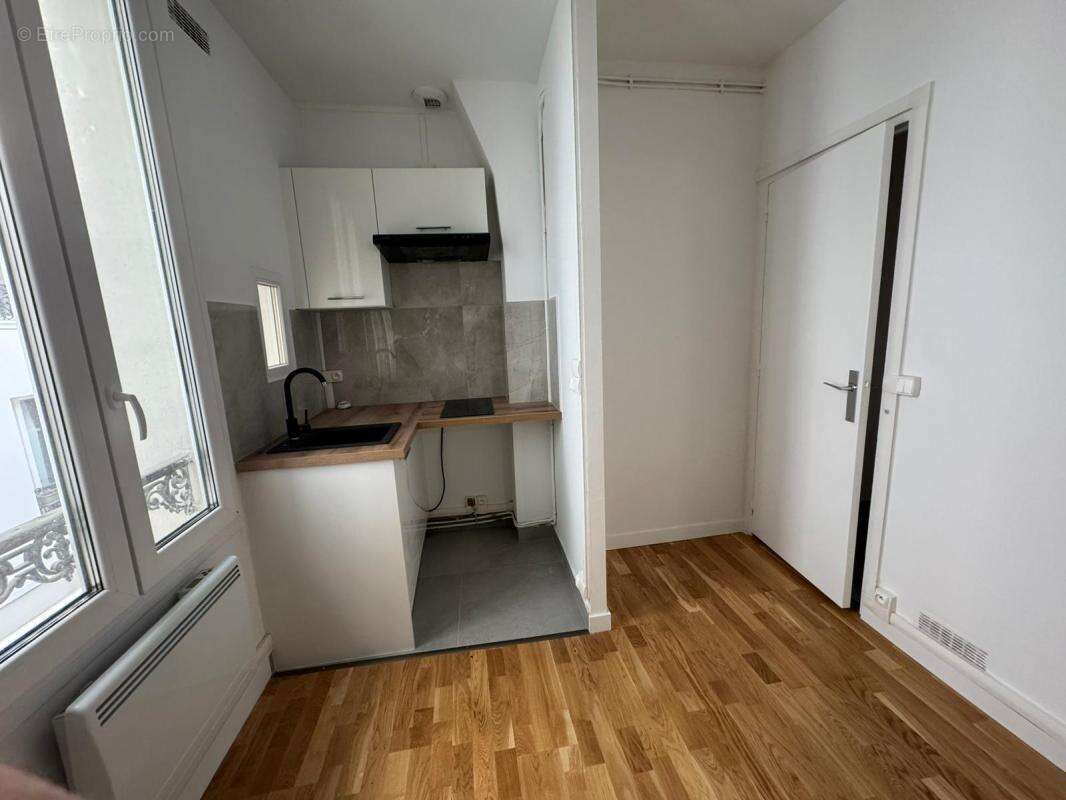 Appartement à PARIS-20E