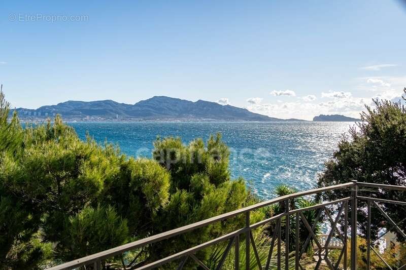 Maison à MARSEILLE-7E