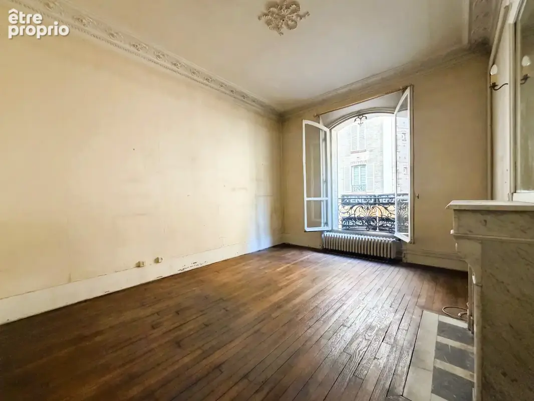 Place de la Nation - Appartement Haussmannien - photo 5