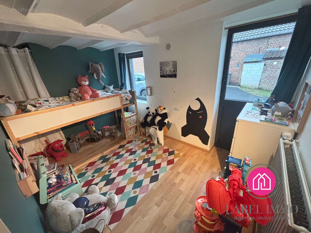 Maison à BRUILLE-SAINT-AMAND