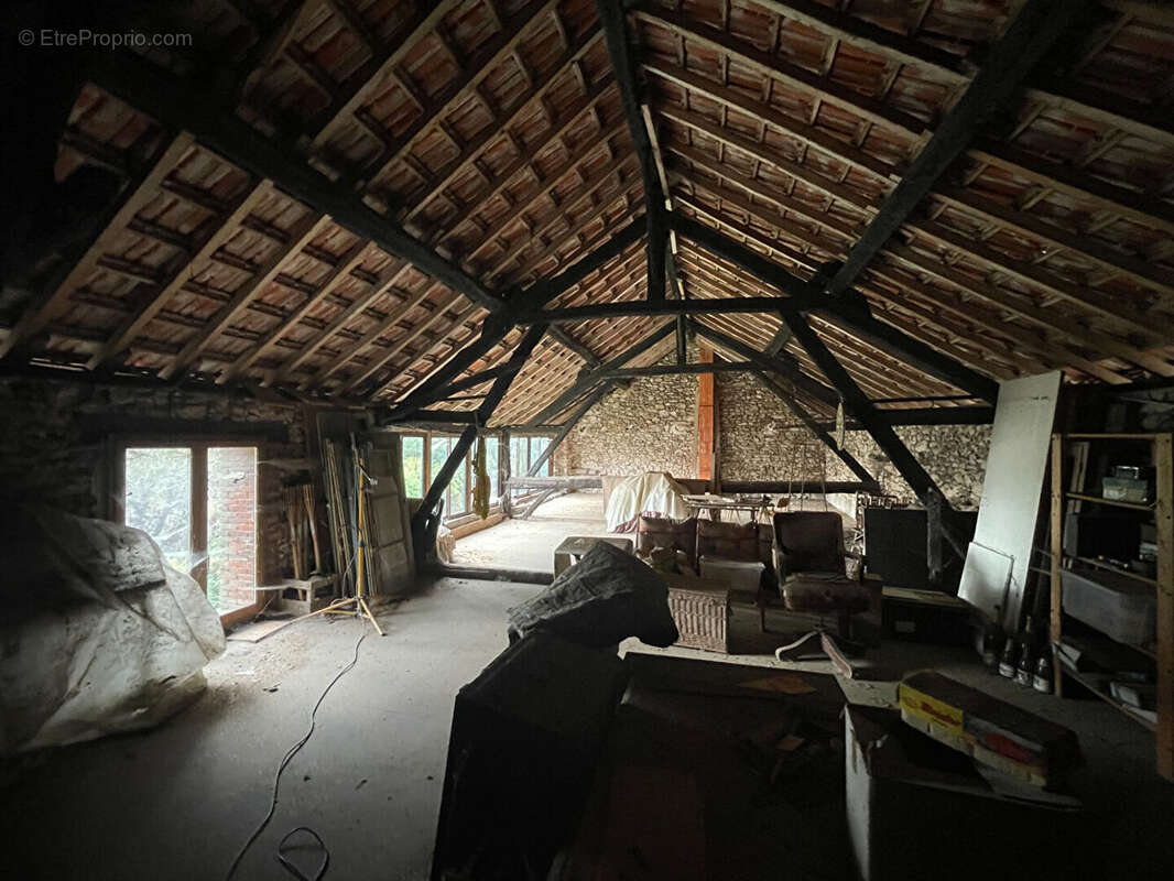 Maison ancienne avec grange et deuxième habitation - photo 13