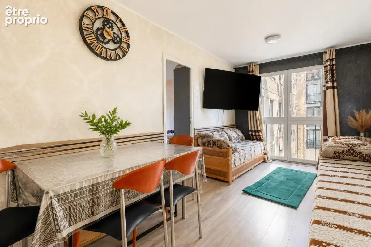Appartement de 4 pièces de 66 m² à Grigny - photo 2