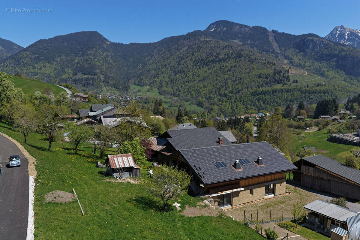 Terrain à SEYTROUX