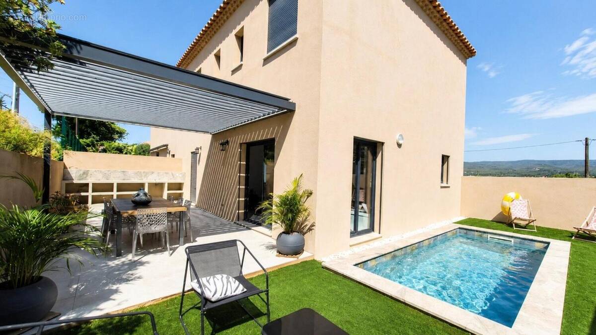 Photo 1 - Maison à SAINT-CYR-SUR-MER