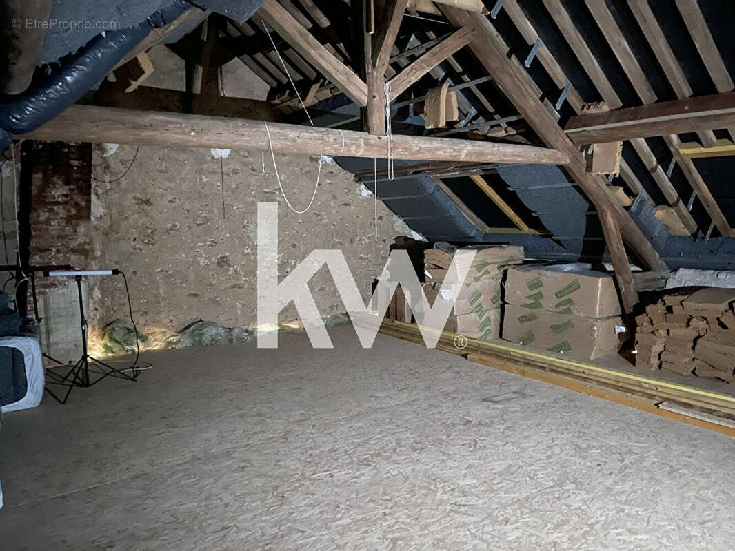 Maison à LE MESNIL-SUR-OGER