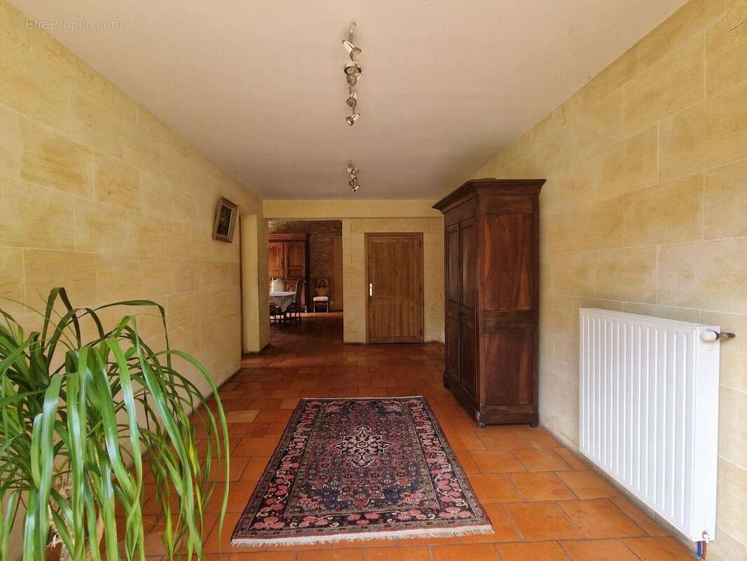 20240719115724 - Maison à LACROPTE