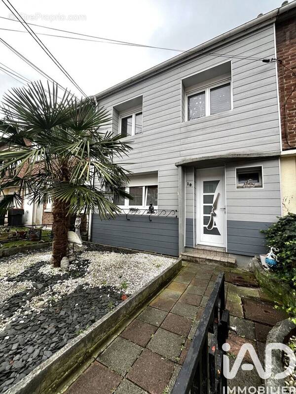 Photo 1 - Maison à HARNES