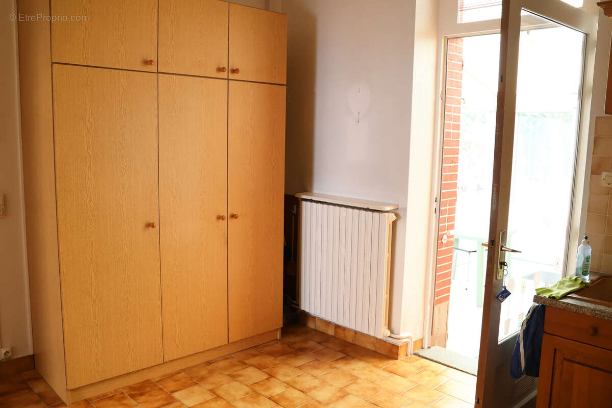 NANTES - Quartier Zola / Maison de plain-pied 2 chambres 340 m2 de terrain - photo 10