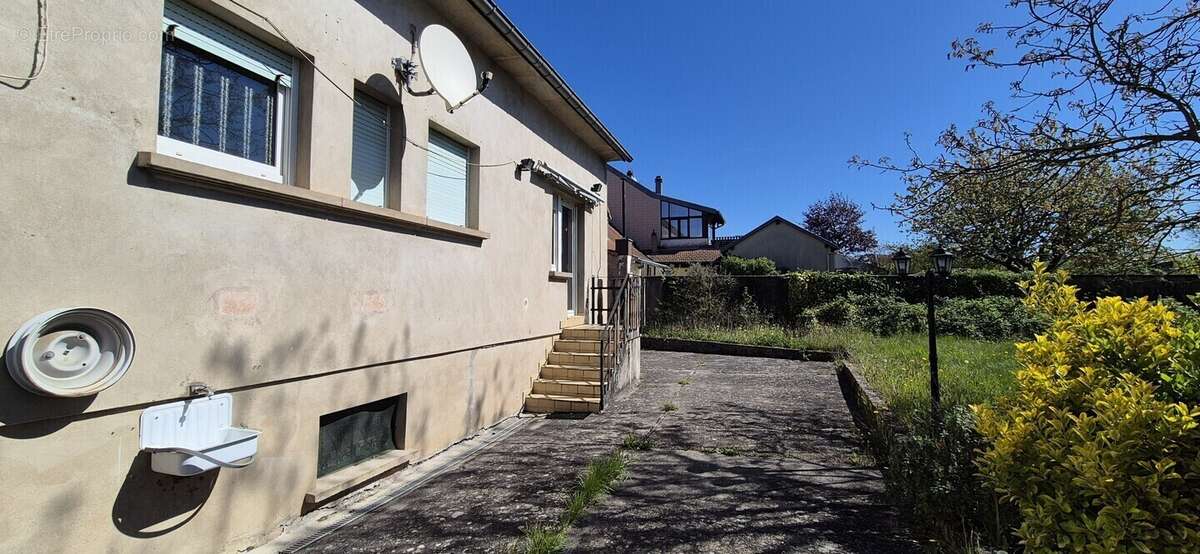 Maison 4 pièces 164 m², jardin, garage, cave - photo 13
