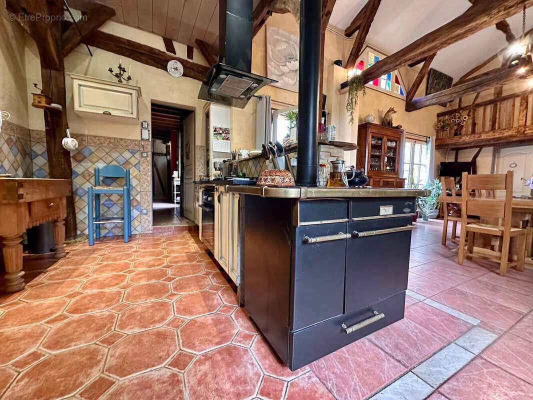 Maison à SABAZAN