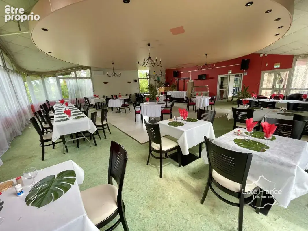 À vendre   hôtel-restaurant mur & fonds avec terrasse et pis - photo 8