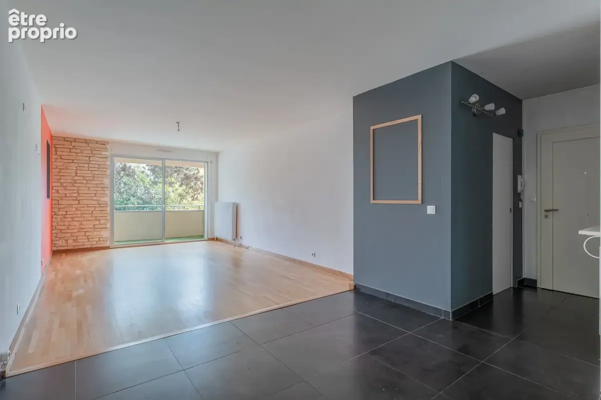 Appartement à vendre 4 pièces LYON 5EME ARRONDISSEMENT (69) St Irénée calme verdure - photo 2