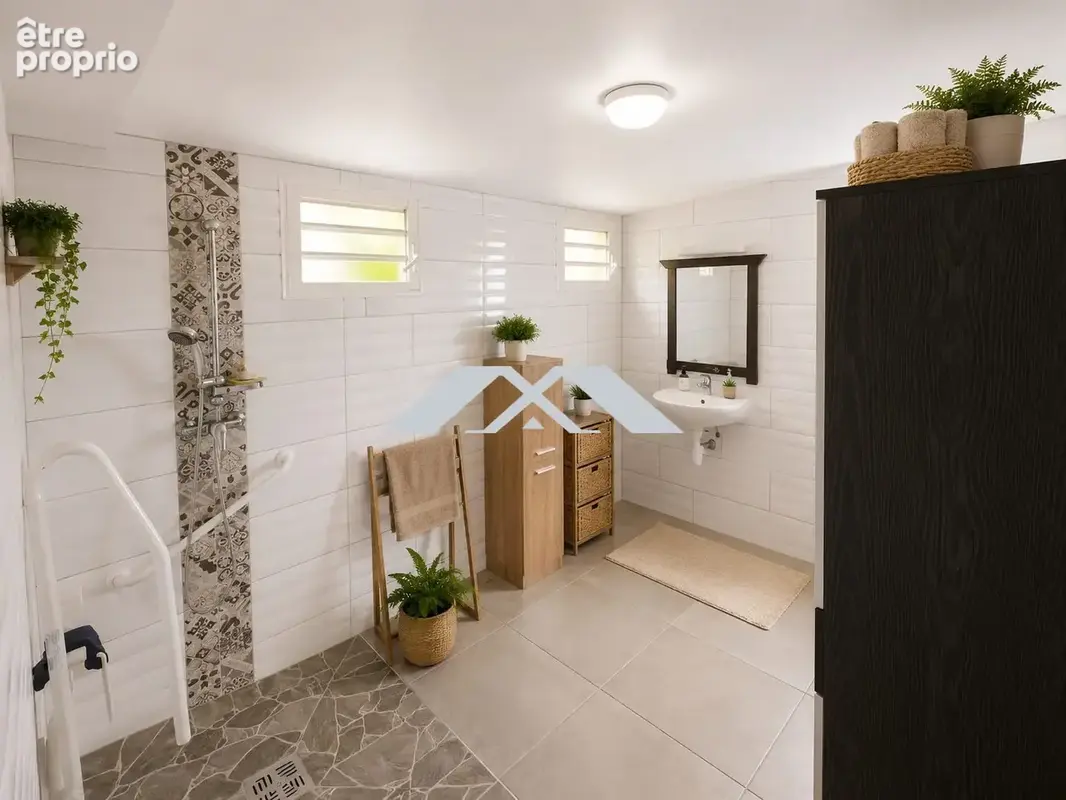Maison 84 m² à Petite-Ile  - photo 6