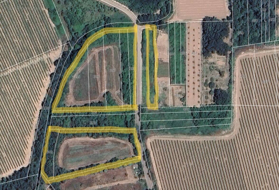 Terrain à FLORENSAC