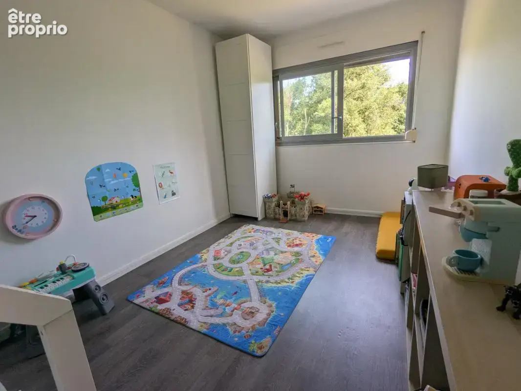 T4 avec balcon et 2 places de parking - photo 14