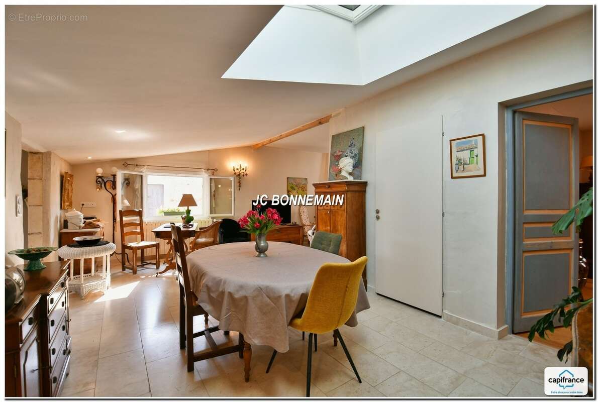 Maison à vendre - Plain Pied - Jardin - Garage - 105 m² - 3 pièces LA TREMBLADE (17) - photo 11