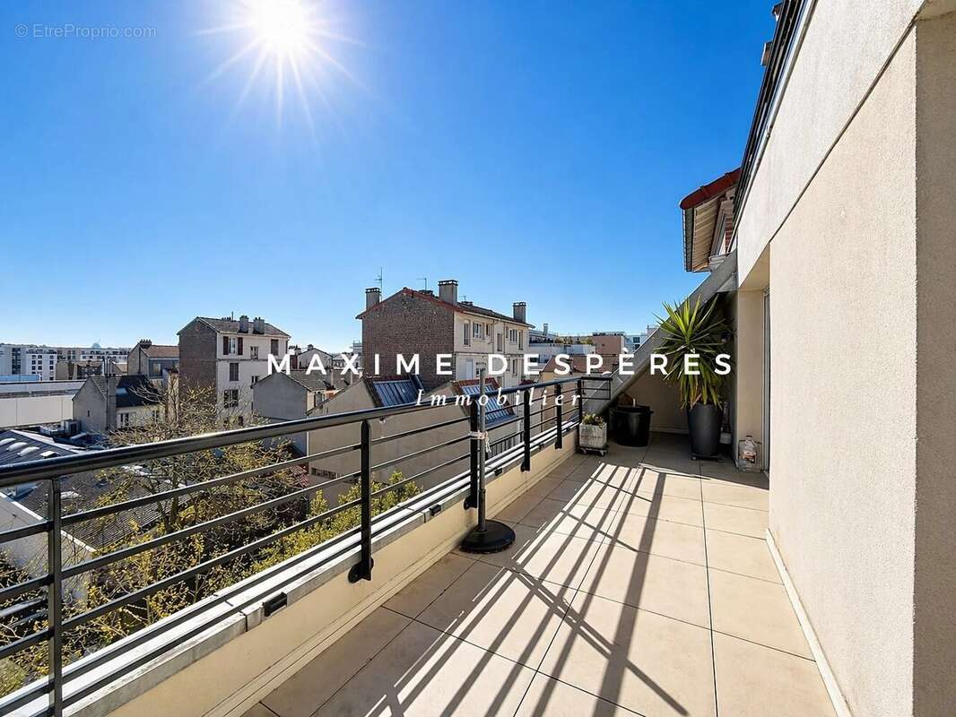 Appartement à SURESNES