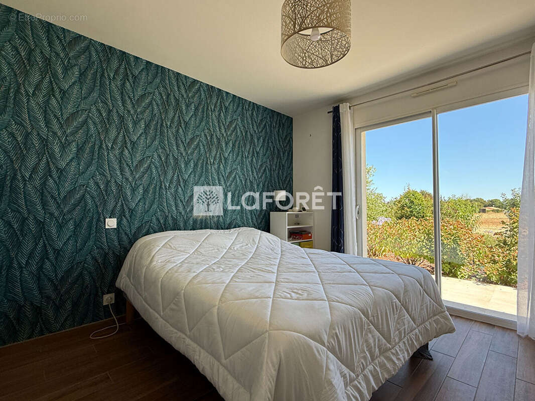 À 10 minutes de Saintes Maison contemporaine de plain-pied 103.42 m2 - photo 5