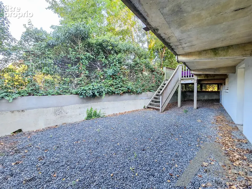 Plein Centre Ville - Maison rénovée de 65 m² avec garage et jardin - photo 17