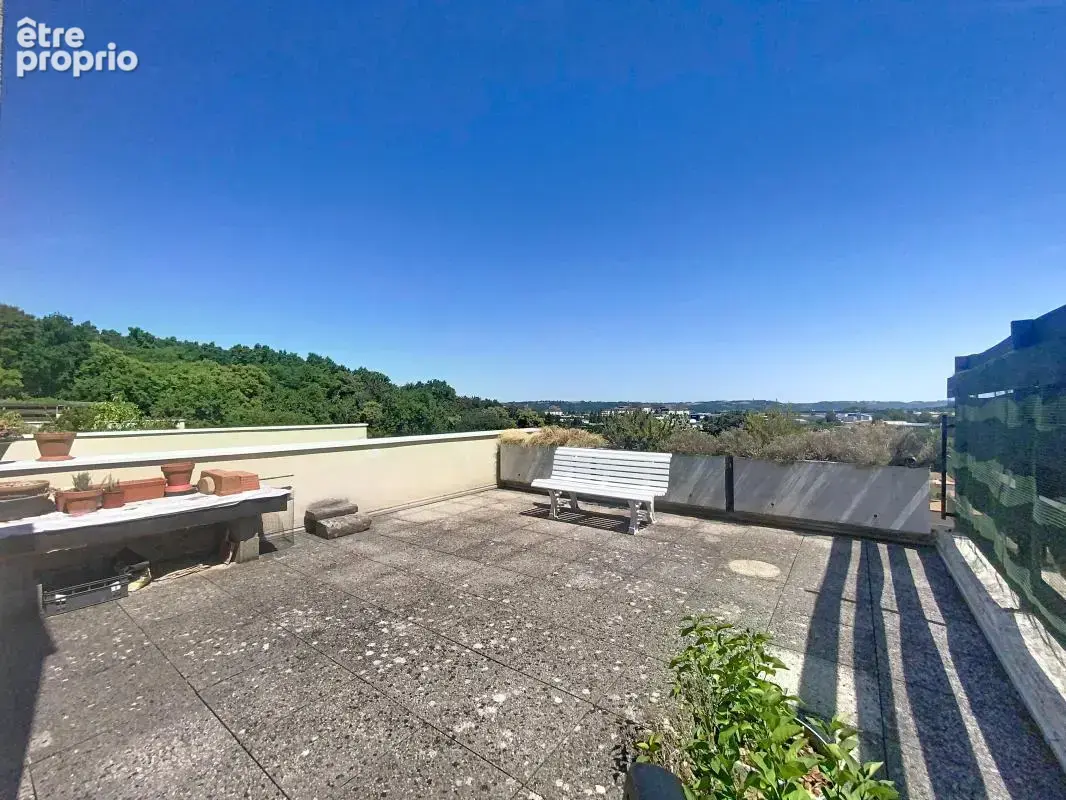 Appartement - 4 Chambres - Terrasse - Cave - Au calme - Proche toutes commodités - photo 5