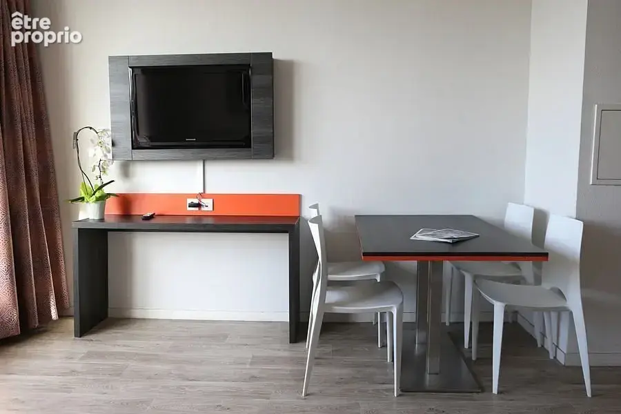 INVESTISSEMENT LOCATIF  CHEVILLY-LARUE  Résidence Le Fontainebleau Apparthotel Paris Sud *** - 7,18% de rentabilité - photo 4