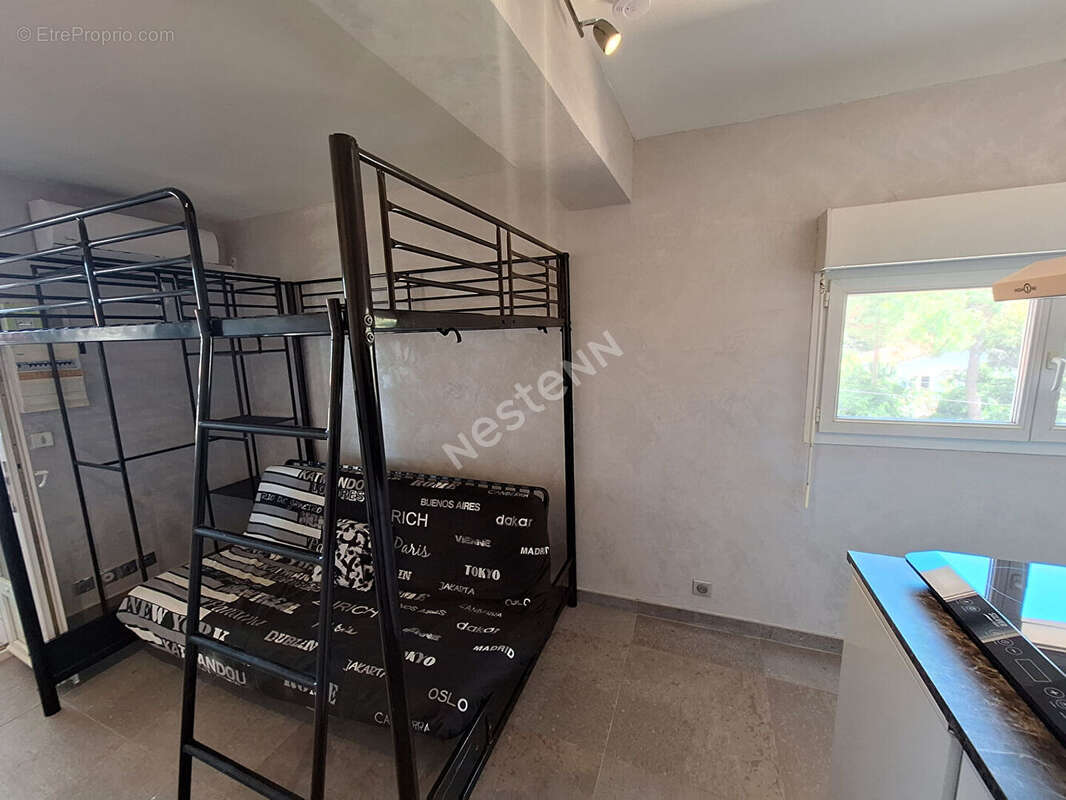 Appartement à HYERES