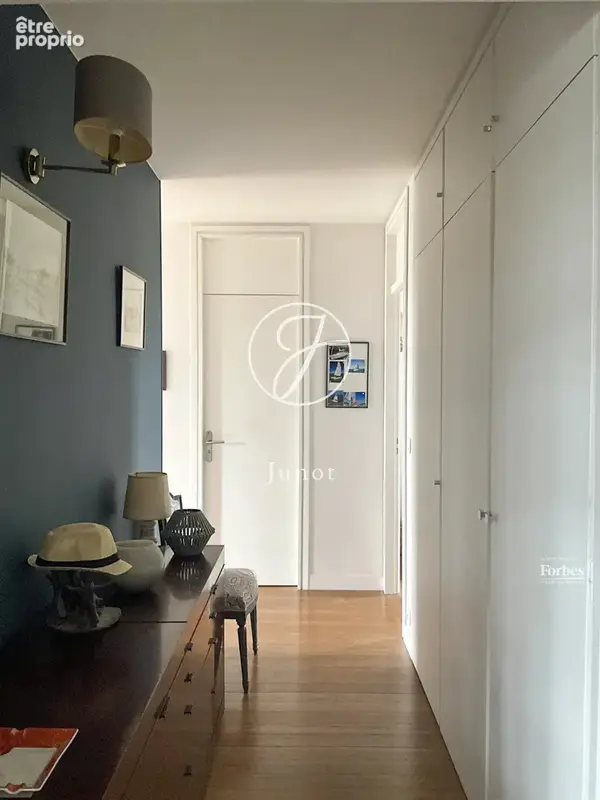 Roubaix – PARC BARBIEUX – Appartement  – 5 pièces – 159,14m² – 4 chambres – Terrasse – Garage – Cave - photo 15