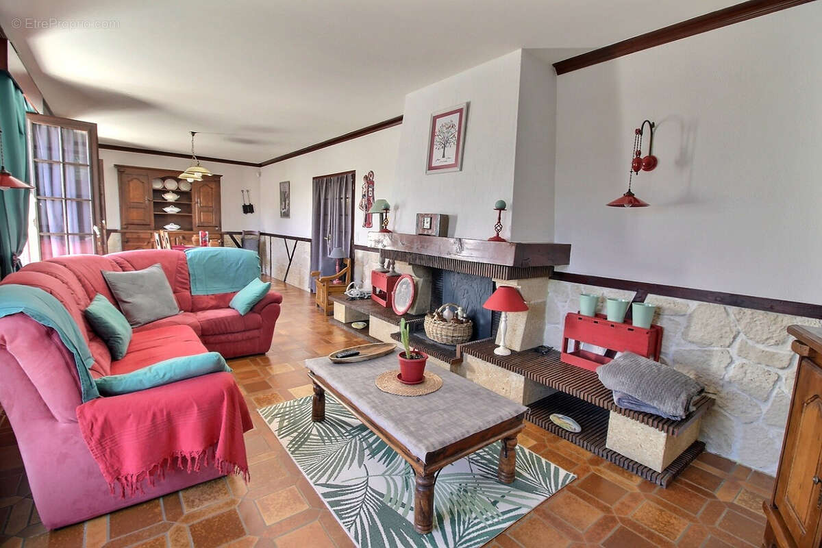 Maison à LIXY